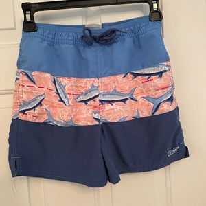 Vineyard vines boys swim trucks.  Size 7